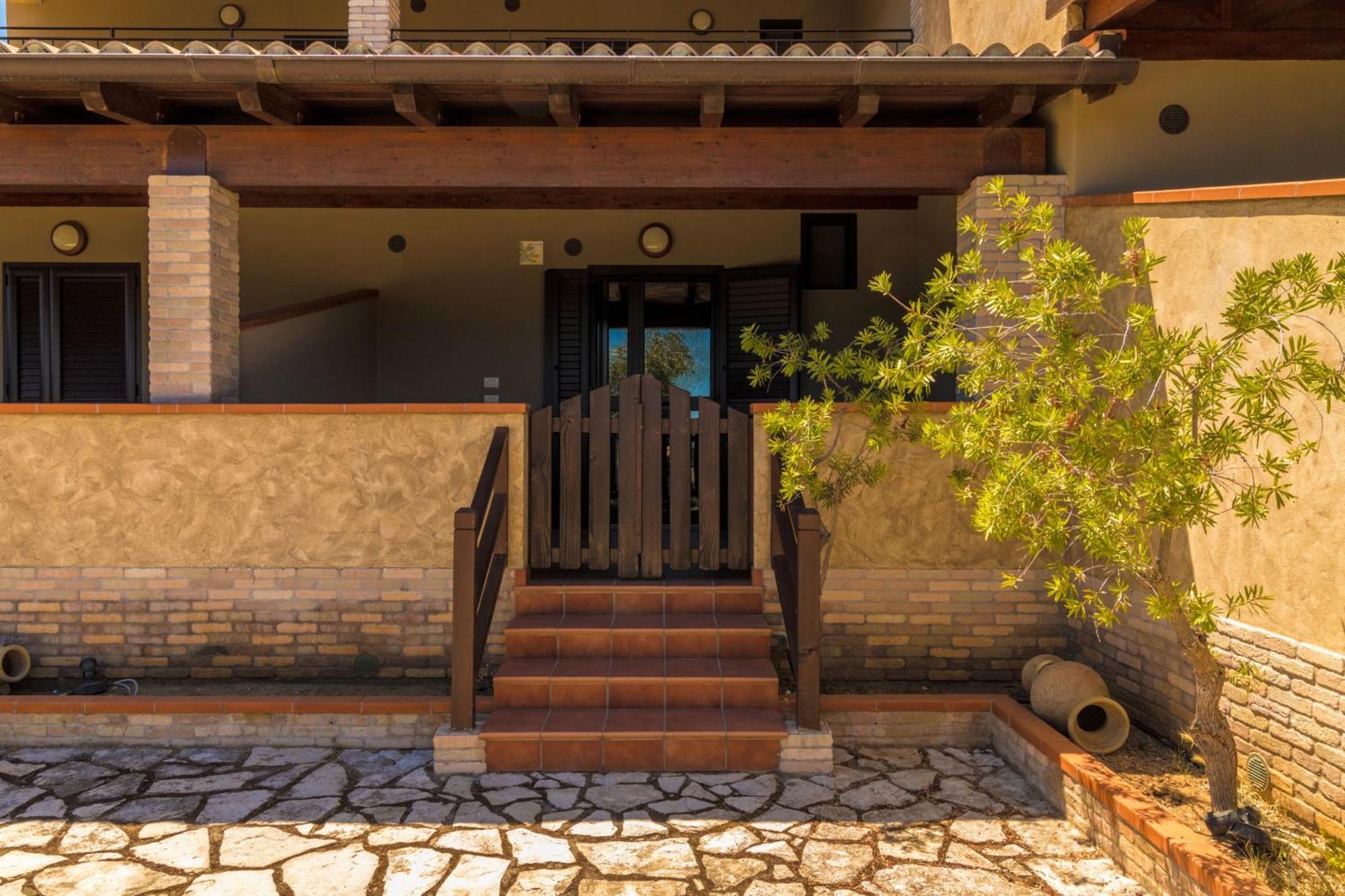 Villa Mapa - Appartamenti Vicino Al Mare Vieste Buitenkant foto