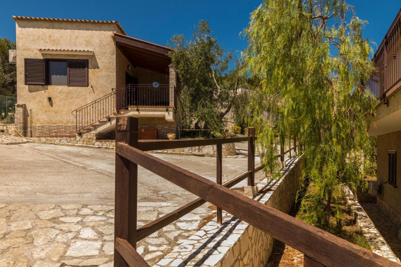 Villa Mapa - Appartamenti Vicino Al Mare Vieste Buitenkant foto