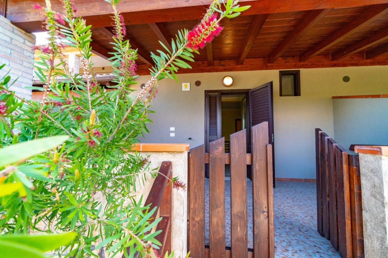 Villa Mapa - Appartamenti Vicino Al Mare Vieste Buitenkant foto